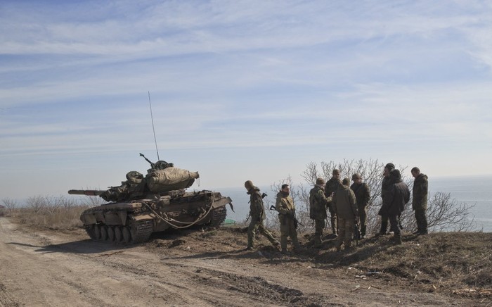 Quân đội Ukraine gần Mariupol ngày 10.3.