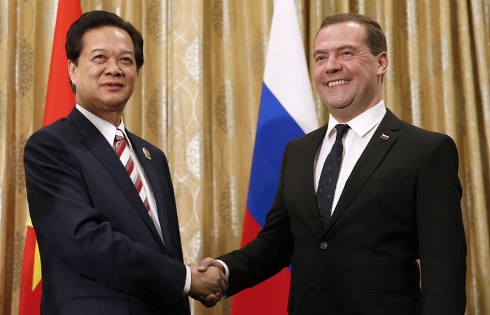 Thủ tướng Nguyễn Tấn Dũng và Thủ tướng Nga Dmitry Medvedev.