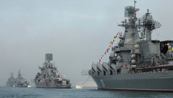 Các tàu thuộc Hạm đội Biển Đen của Nga. Ảnh rian.