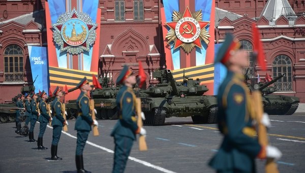 Lực lượng vũ trang Nga diễu binh trên Quảng trường Đỏ trong sự kiện Ngày 9/5.
