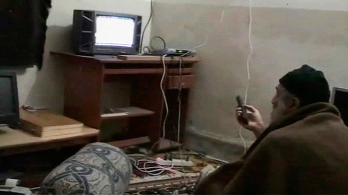 Trùm khủng bố Osama bin Laden tại nơi trú ẩn ở Pakistan trước cuộc đột kích.