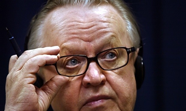 Martti Ahtisaari, cựu Tổng thống Phần Lan và là người từng đoạt giải Nobel Hòa bình năm 2008. Ảnh Guardian.