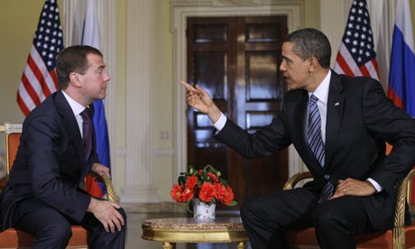 Mỹ đã từ chối tiếp đón một phái đoàn Nga do Thủ tướng Dmitry Medvedev dẫn đầu đến thăm Washington để thảo luận về các vấn đề phối hợp hoạt động chống khủng bố ở Syria. Ảnh NBC News.