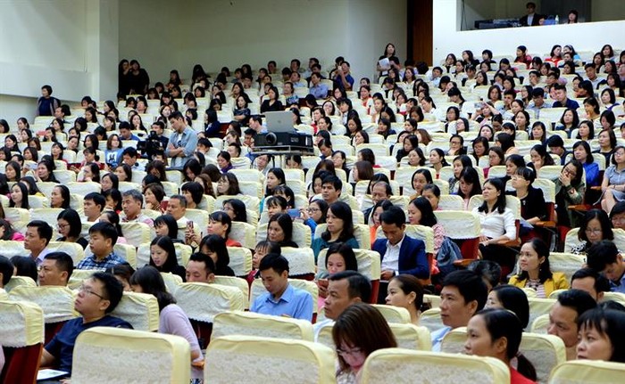 Các học giáo viên cốt cán tham gia tập huấn (Ảnh minh họa: moet.gov.vn)