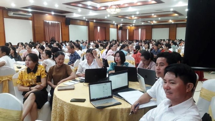 Giáo viên ở Hà Tĩnh tham gia tập huấn chương trình giáo dục phổ thông mới (Ảnh minh họa: Báo Giáo dục và Thời đại)