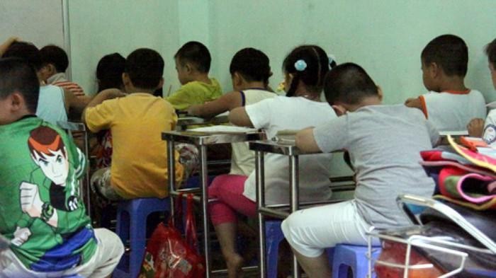 Không chỉ Thành phố Hồ Chí Minh mà tình trạng dạy thêm ở tiểu học hiện nay khá phổ biến ở nhiều địa phương (Ảnh minh họa, nguồn: Laodongthudo.vn)