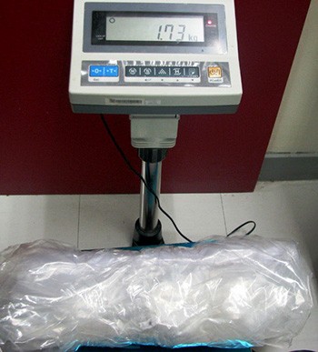 Trọng lượng số ma túy được phát hiện trong hộp nhang tại cửa khẩu sân bay quốc tế Tân Sơn Nhất