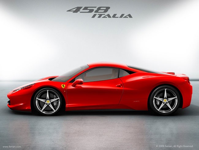 Sẽ có ít nhất 3 chiếc Ferrari 458 Italia tham gia chương trình.