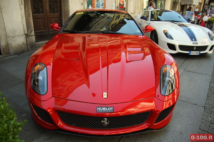 Hãng xe nổi tiếng Ferrari xuất hiện với rất nhiều mẫu xe.