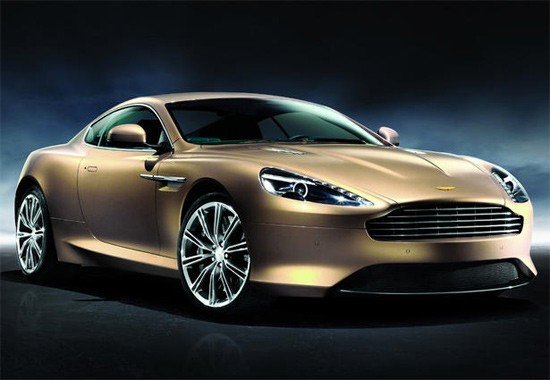 Hãng xe sang Anh quốc Aston Martin có tới 3 mẫu thuộc phiên bản rồng: DBS Volante, Virage Coupe và V8 Vantage S Coupe. Phía mũi xe là logo bằng vàng.