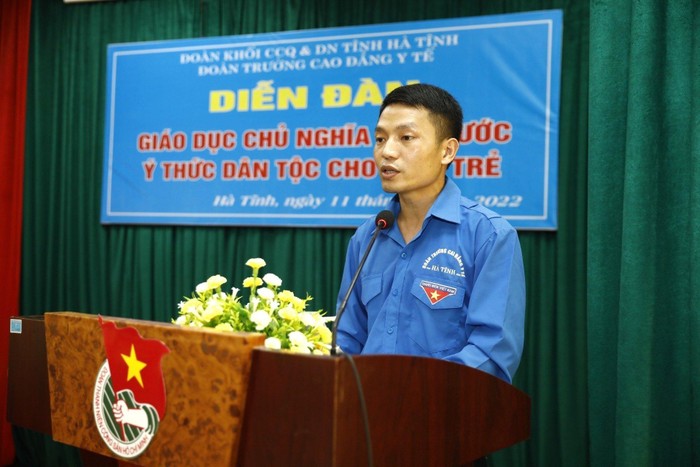 Thầy giáo Bá Chí Thanh, giảng viên, Bí thư Đoàn Trường Cao đẳng Y tế Hà Tĩnh. (Ảnh: NVCC).