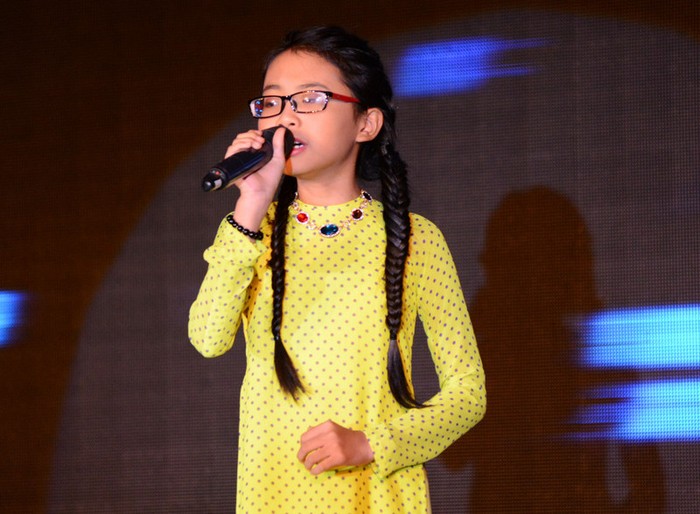 Bên cạnh đó, Phương Mỹ Chi còn được nhận giải "Ca sĩ nhí của năm", đây là giải không nằm trong hạng mục chính nhưng vẫn được trao vì nhận được rất nhiều đề cử của độc giả.