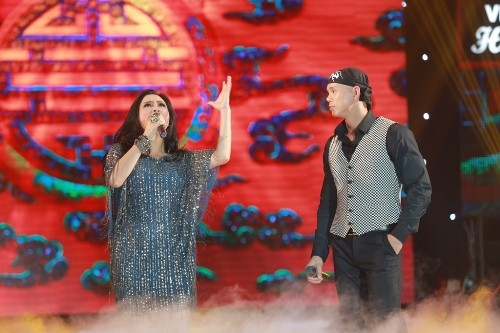 Ca sĩ Thanh Lam trở lại với chương trình Dấu Ấn và song ca cùng Phan Đinh Tùng ca khúcKhông thể và có thể được phối mới. Nữ diva thu hút khán giả với giọng hát đầy ma lực