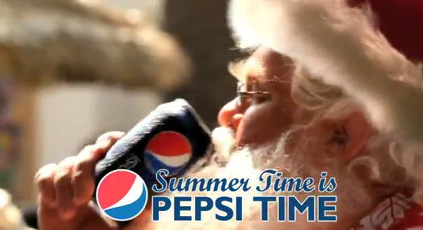 Và cuộc chiến không chỉ dừng lại ở việc phát triển sản phẩm, mà đôi khi còn mang tính đả kích Cá nhân thông qua những chiến dịch quảng cáo rất nổi tiếng. Đầu năm nay, Pepsi lại đả kích những biểu tượng nổi tiếng của Coke: Gấu bắc cực và Ông già Noel bằng chiến dịch quảng cáo “Summer time is Pepsi time”.