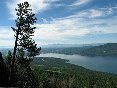 Một hòn đảo cạnh hồ Whitefish ở Montana (Mỹ) đang được rao bán trên thị trường với giá 9 triệu USD.