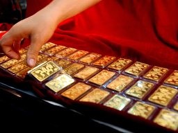 Sáng nay 28/1 (mồng 6 Tết Âm lịch), công ty Vàng bạc đá quý Bảo Tín Minh Châu mở cửa giao dịch trở lại sau kì nghỉ Tết. Giá vàng SJC của công ty này tăng tới 1,2 triệu đồng/lượng.
