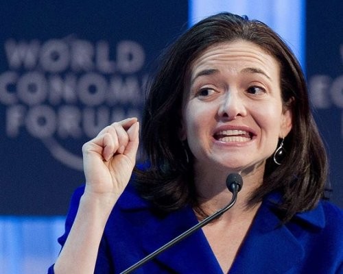 Sandberg phát biểu tại Diễn đàn Kinh tế Thế giới Davos.