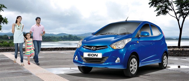 Tuy nhiên giá bán của Eon được một nhân viên kinh doanh tại Hyundai Bến Thành, TPHCM cho biết là 345 triệu đồng, cao hơn so với dự đoán nhưng rẻ hơn mẫu xe Kia Morning lắp ráp trong nước. Ngoài lợi thế về giá bán, dòng xe nhập khẩu và thương hiệu, Hyundai Eon kém hơn Kia Morning về tiện nghi, động cơ và kích thước.