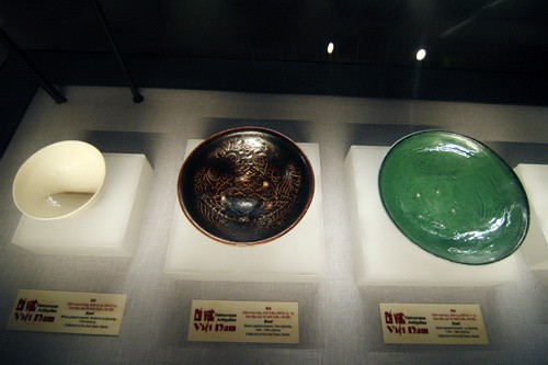 Những cổ vật có thời đại văn hóa Đông Sơn.