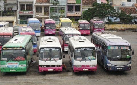 Theo ông Nguyễn Hoàng Trung, Giám đốc Công ty quản lý bến xe Hà Nội, hiện chưa có DN vận tải hành khách nào đề xuất tăng giá cước. x
