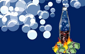Thị trường nước giải khát đang sôi sục trước chiêu hạ giá của 2 ông lớn Coca Cola và Pepsi