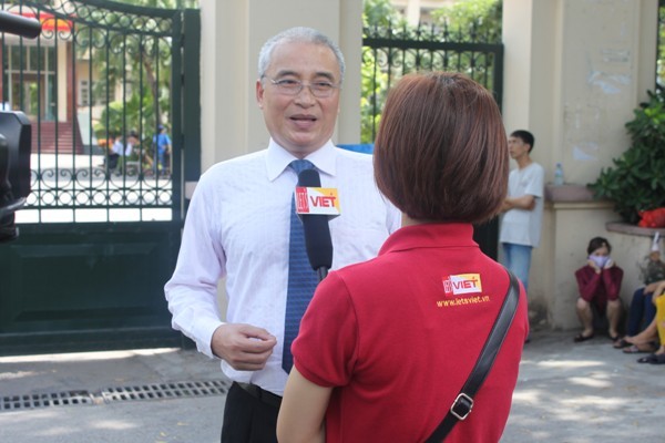 Phó tổng giám đốc công ty cổ phần chuỗi thực phẩm TH Ngô Minh Hải trả lời phỏng vấn về chương trình Tiếp sức mùa thi của Tập đoàn TH.