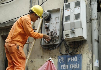 Tổng công ty Điện lực TP Hà Nội khẳng định: Quá trình ghi chỉ số công tơ không có sai sót, quá trình tính toán hóa đơn tiền điện không có sai sót.