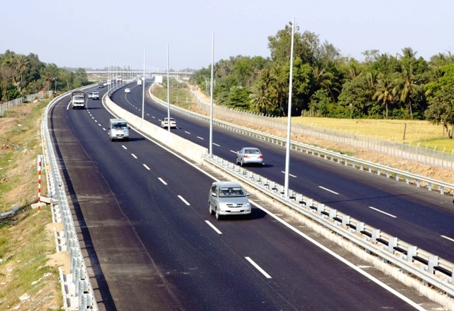 Đường cao tốc Nội Bài - Lào Cai