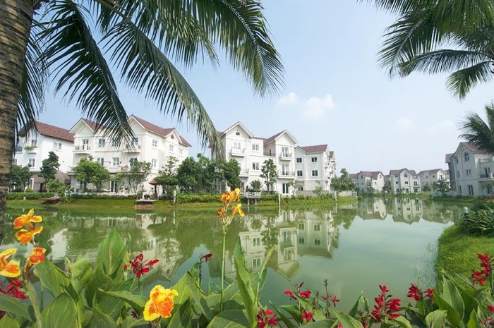 Vinhomes Riverside là một trong những khu đô thị sinh thái hiện đại và sang trọng bậc nhất Hà Nội được phát triển bởi tập đoàn Vingroup