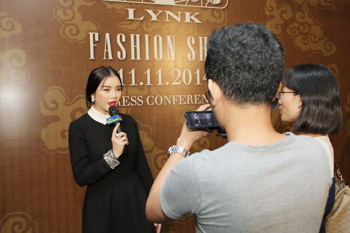 Lý Nhã Kỳ cho biết, điều cô mong muốn là góp phần được làm thị trường thời trang Việt sôi động hơn.
