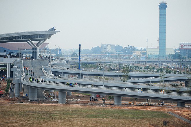 Sau 3 năm xây dựng, nhà ga T2 Nội Bài - ga hàng không lớn nhất Việt Nam có tổng vốn đầu tư 900 triệu USD đã chính thức khánh thành ngày 4/1 vừa qua. Ảnh Vnexpress.