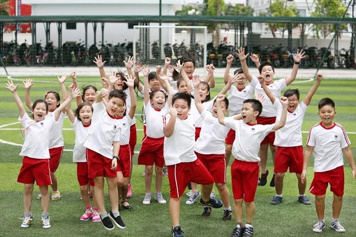 Chương trình Giáo dục thể chất vừa rèn luyện thể lực vừa trang bị cho Vinser những Kỹ năng sống quan trọng như tinh thần đoàn kết, tinh thần thể thao Fair-play.