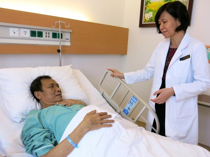 Bác Mai Thanh Hải được chăm sóc sau khi ghép để đem lại hiệu quả cao nhất.