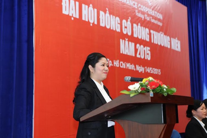 Bà Đỗ Thi Minh Đức Chủ tịch Hội đồng QT VASS báo cáo tại Hội nghị.