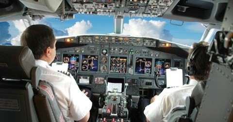 Việc quản lý phi công trở thành câu chuyện nóng từ đầu năm tới nay của ngành hành không, ảnh minh hoạ.