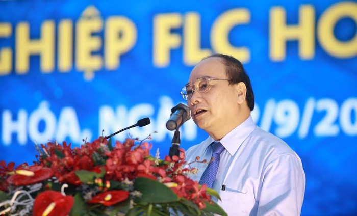 Phó Thủ tướng Nguyễn Xuân Phúc phát biểu chỉ đạo và tuyên bố khởi công Khu công nghiệp FLC Hoàng Long.