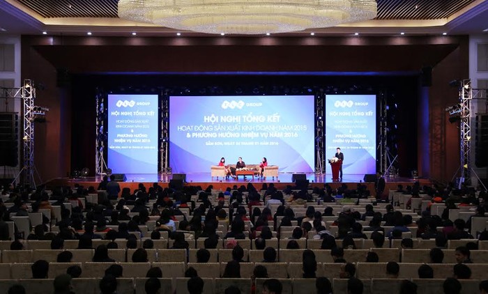 Hơn 1.000 cán bộ nhân viên Tập đoàn FLC đã tham dự Hội nghị tổng kết tại FLC Sầm Sơn, Thanh Hóa.