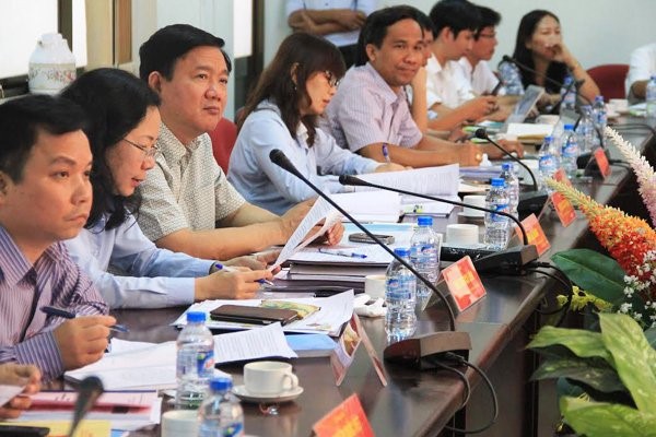Bí thư Thành ủy TP.HCM Đinh La Thăng trong cuộc họp. Ảnh: Vietnamnet.