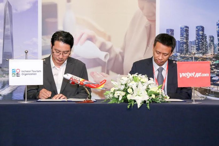 Vietjet và Tổng cục Du lịch Incheon - ITO (Hàn Quốc) ký kết hợp tác chiến lược nhằm mang đến các sản phẩm, dịch vụ, cơ hội đi lại, du lịch thuận tiện cho người dân Việt Nam đến đất nước Hàn Quốc xinh đẹp.