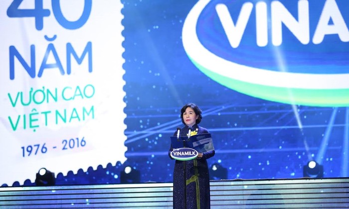 Bà Mai Kiều Liên - Tổng Giám đốc Vinamilk, người đã đồng hành cùng Vinamilk trong cuộc hành trình 40 năm đưa thương hiệu này vươn ra ngoài lãnh thổ Việt Nam và trở thành công ty Việt Nam đầu tiên được Forbes Châu Á đưa vào danh sách 1 trong công ty niêm yết tốt nhất Châu Á – Thái Bình Dương.