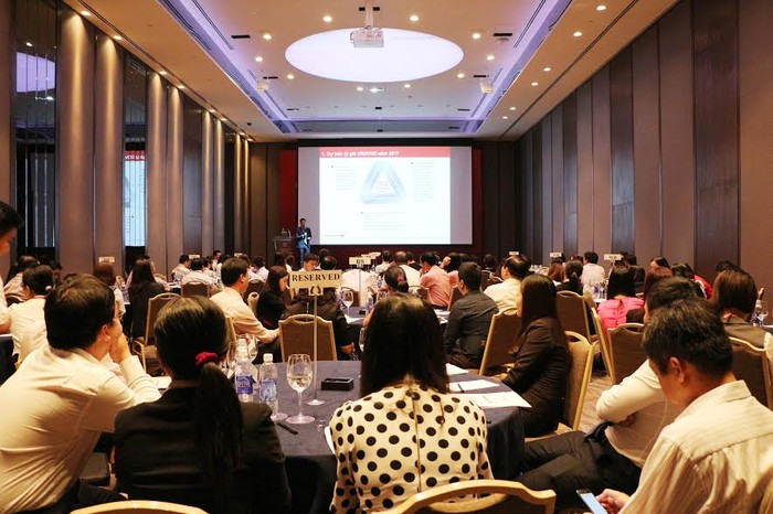 Techcombank vừa tổ chức thành công hội thảo các vấn đề pháp lý và biện pháp giảm thiểu rủi ro trong hoạt động thương mại xuất nhập khẩu dành cho các khách hàng là doanh nghiệp xuất nhập khẩu tại khách sạn Sheraton, TP.Hồ Chí Minh.