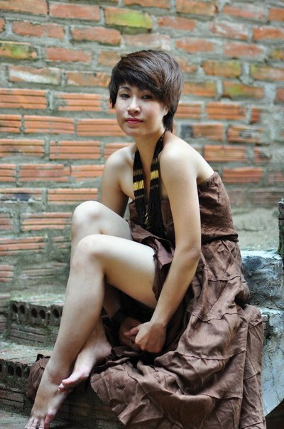Quán quân Idol 2010 - Uyên Linh