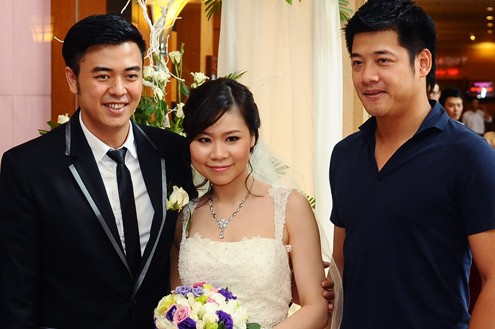 Vợ chồng Tuấn Tú trong ngày cưới