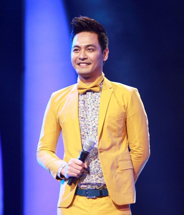 Động thái của MC Phan Anh khiến khán giả có cảm giác: Ban giám khảo và MC của Vietnam Idol đang cố gắng &quot;định hướng&quot; khán giả nhắn tin bình chọn