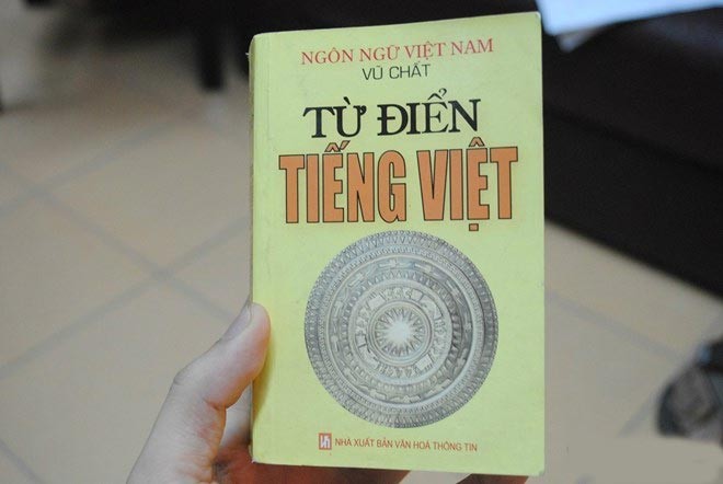 Bìa cuốn từ điển gây sốc ghi đơn vị biên soạn khá mập mờ: Ngôn ngữ học Việt Nam