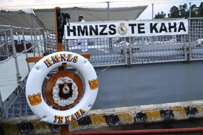 Biểu tượng của tàu HMNZS TE KAHA