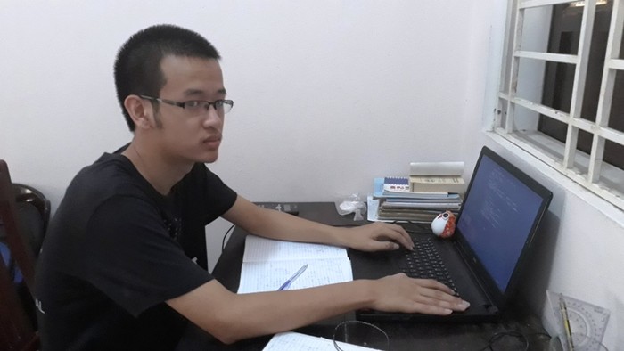 Nguyễn Hy Hoài Lâm luôn cháy bỏng niềm đam mê với tin học. Ảnh: TL