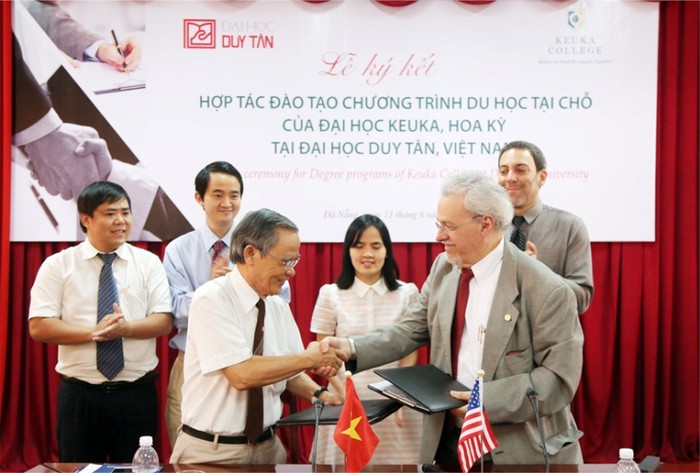 Lễ ký kết bản hợp tác giữa Đại học Duy Tân và Đại học Keuka (Hoa Kỳ)