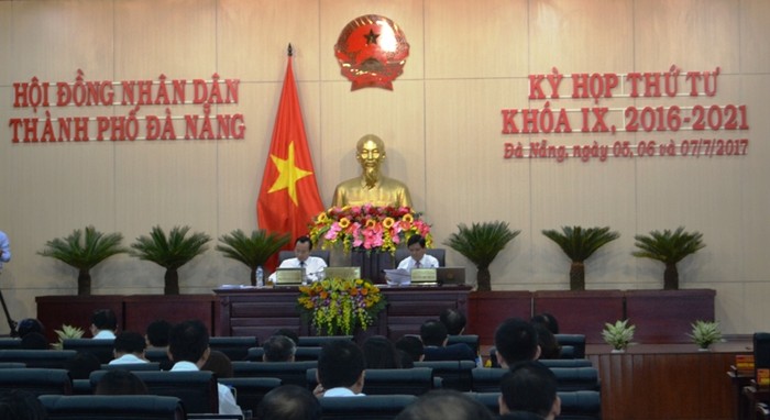 Kỳ họp thứ 4 Hội đồng nhân dân thành phố Đà Nẵng khóa IX nhiệm kỳ 2016-2021 mổ xẻ nhiều vấn đề nóng của địa phương. Ảnh: TT