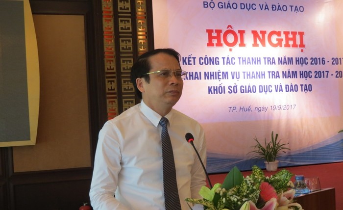 Thứ trưởng Bộ Giáo dục và Đào tạo Phạm Mạnh Hùng phê bình 23 sở giáo dục không cử lãnh đạo đến dự.